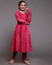 Load image into Gallery viewer, Geometric Print with Bottom - 2 Pc Set