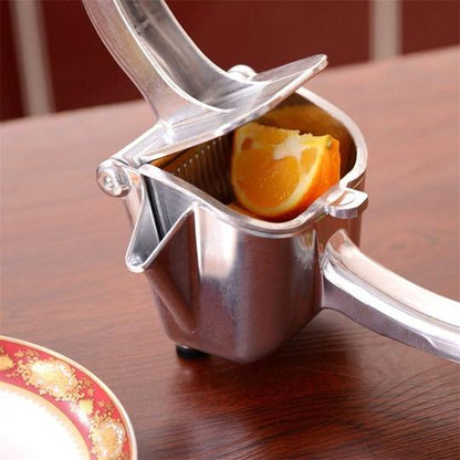 Manual Instant Fruit Juicer™