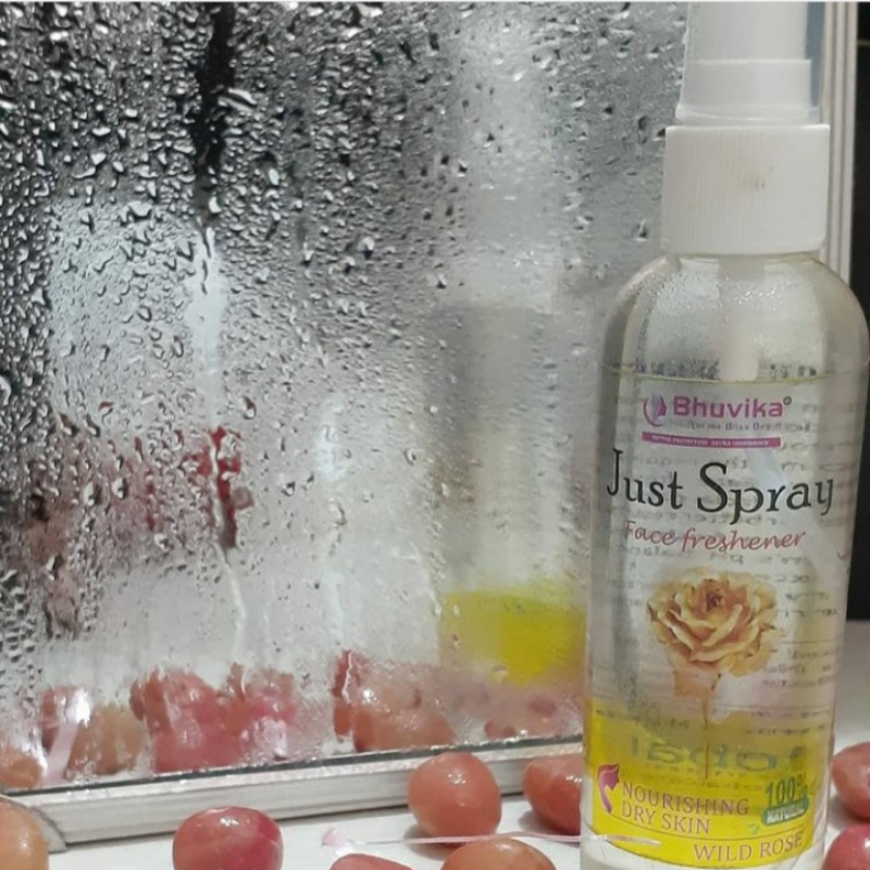 Bhuvika™ - Just Spray Instant Face Freshener (Pack of 2)